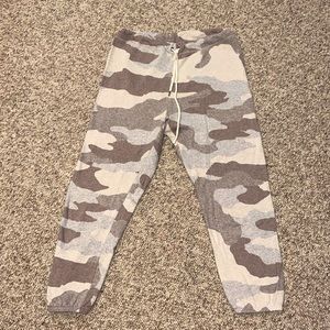 Aerie Camo Sweatpants